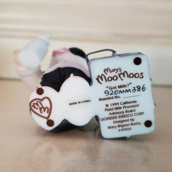 Mary's Moo Moos - Got Milk? - Enesco Cow Figurine 1999 Vintage 549355 Milkman - Picture 4 of 4